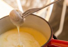 Photo d'une crème de gruyère.