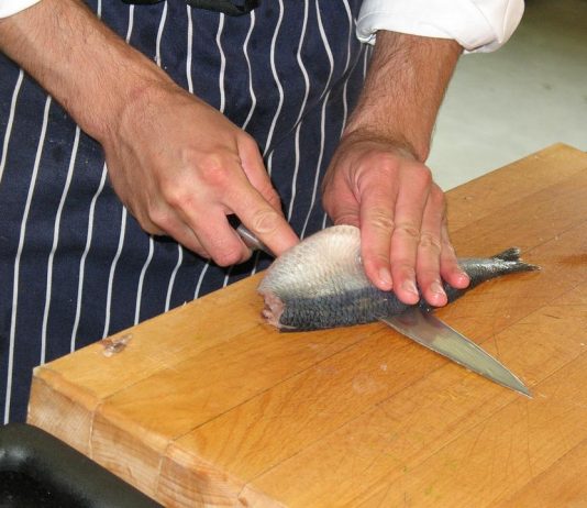 Le hareng est un poisson gras.